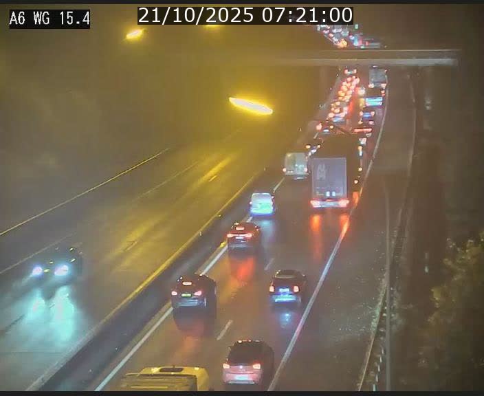 Traffic live webcam Luxembourg Capellen - A6 - BK 15.4 - direction Luxembourg/France/Allemagne