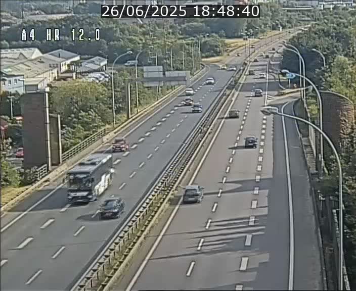 Traffic live webcam Luxembourg Jonction Foetz - A4 - BK 12.0 - direction Esch sur Alzette