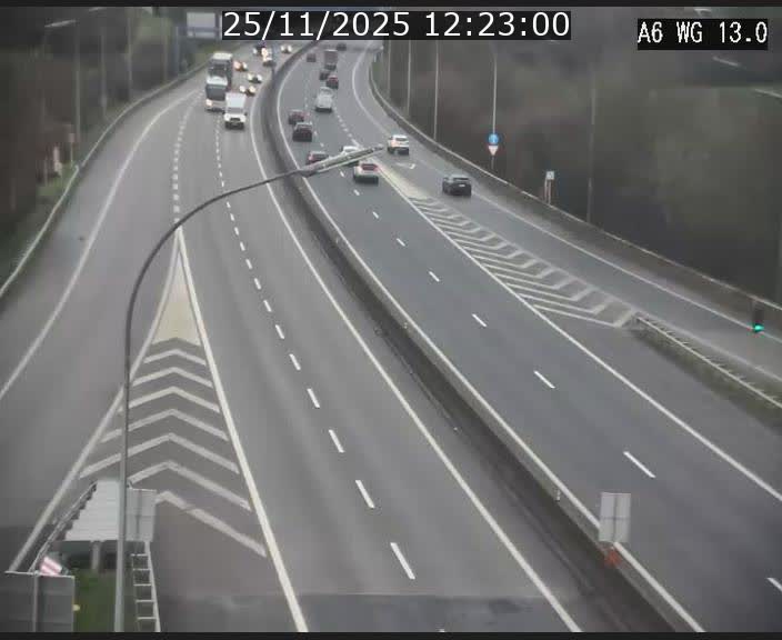Traffic live webcam Luxembourg Mamer - A6 - BK 13 - direction Luxembourg/France/Allemagne
