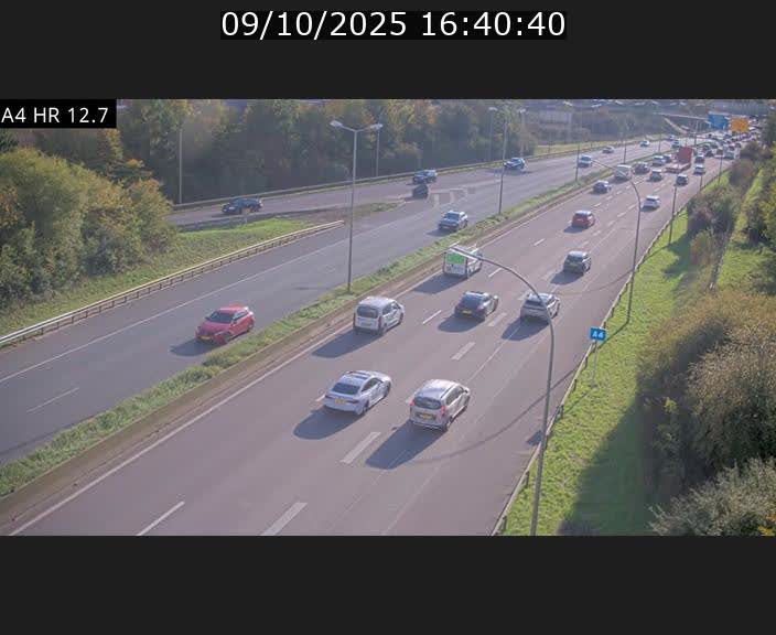 Traffic live webcam Luxembourg Esch sur Alzette - A4 - BK 12.7 - direction Esch-Belval