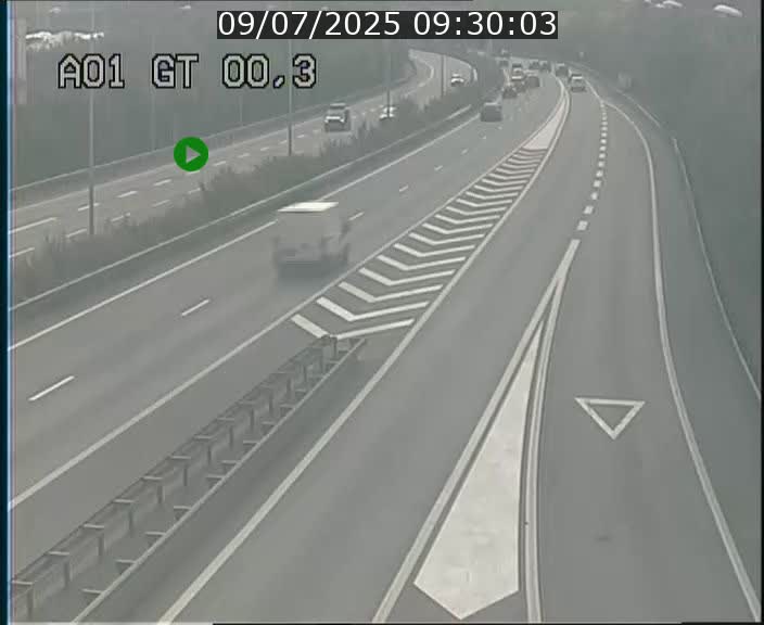 Traffic live webcam Luxembourg Croix de Gasperich - A1 direction Kirchberg - BK 0.3