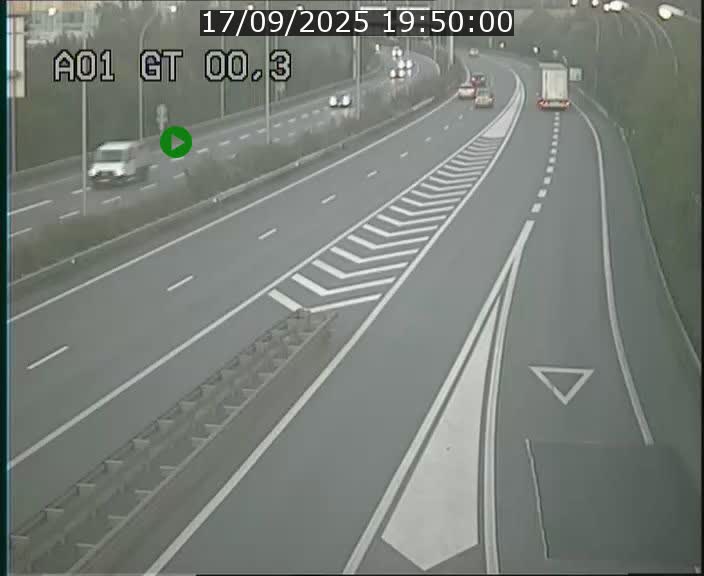 Traffic live webcam Luxembourg Croix de Gasperich - A1 direction Kirchberg - BK 0.3