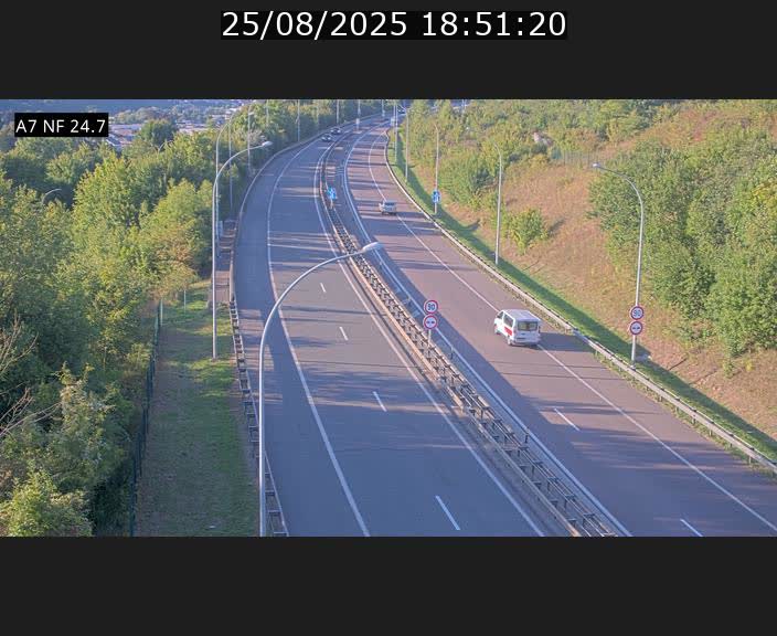 Caméra trafic Luxembourg - A7, Schieren direction Mersch