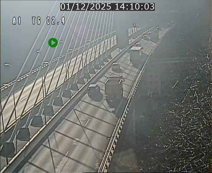 Traffic live webcam Luxembourg Sandweiler - A1 direction Luxembourg-ville - BK 2.4