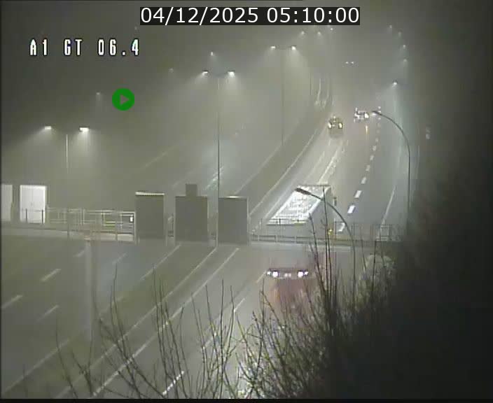 Traffic live webcam Luxembourg Hamm - A1 direction Sandweiler - BK 6.4