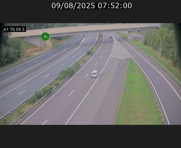 Traffic live webcam Luxembourg Jonction Grünewald - A1 direction Luxembourg-ville - BK 9.5