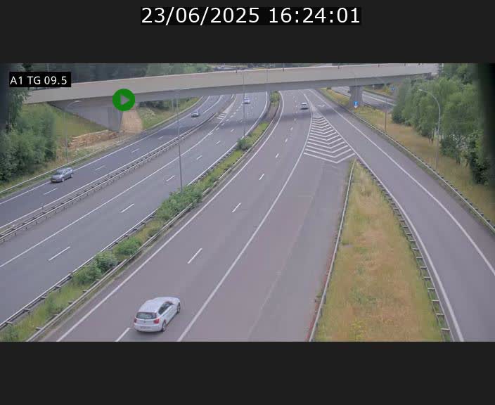 Traffic live webcam Luxembourg Jonction Grünewald - A1 direction Luxembourg-ville - BK 9.5