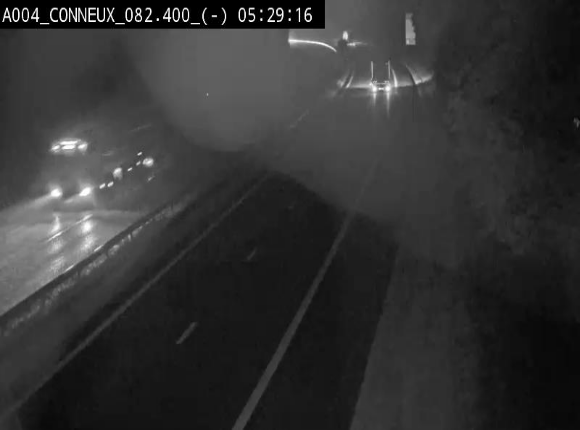 Webcam sur l'E411 avant les sorties 20 menant à Ciney, Dinant et Achêne. Vue orientée vers Namur