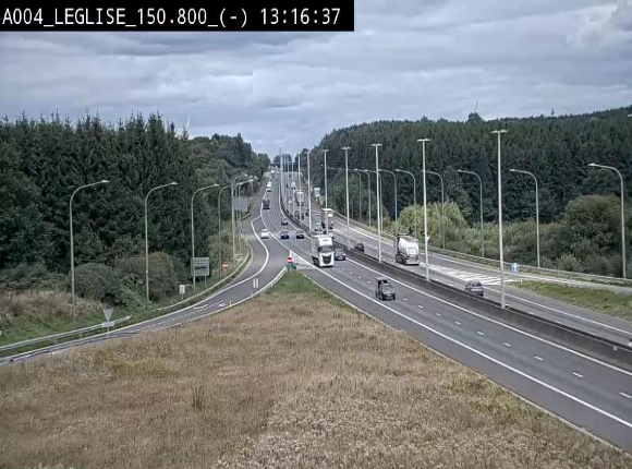 Webcam E411 dans la Côte de Léglise. Vue orientée vers Bruxelles