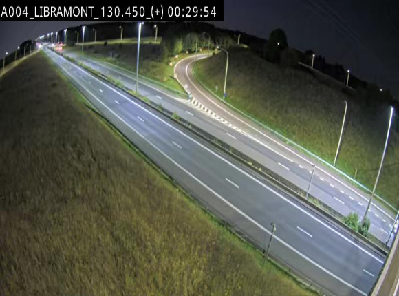 Webcam à Libramont sur l'E411 à la jonction avec la N89 menant vers Bouillon et la France. Vue orientée vers Arlon