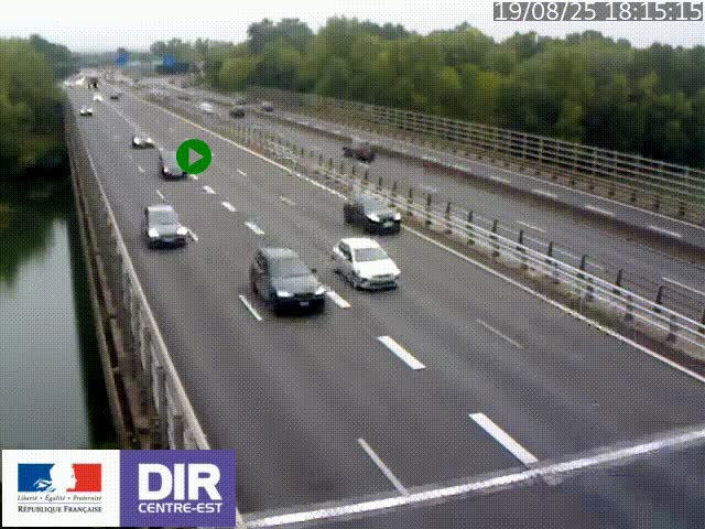 Caméra trafic à la jonction entre l'A46 (Rocade-est de Lyon) et l'A42 à hauteur de Vault-en-Velin en direction de Marseille