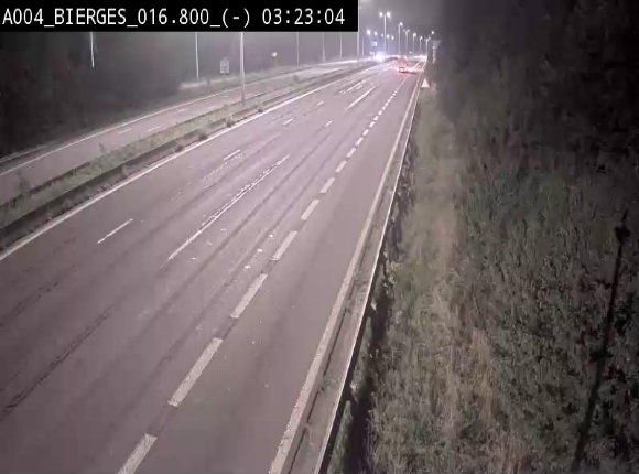 Webcam E411(A4) à Wavre, à hauteur de la sortie 5 Bierges. Vue orientée vers Bruxelles