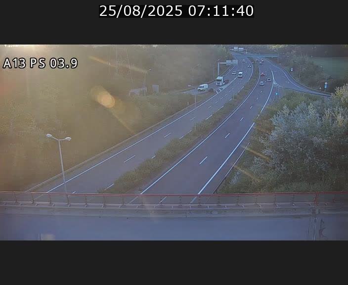 Traffic live webcam Luxembourg Differdange - A13 direction Esch-sur-Alzette - BK 3.9