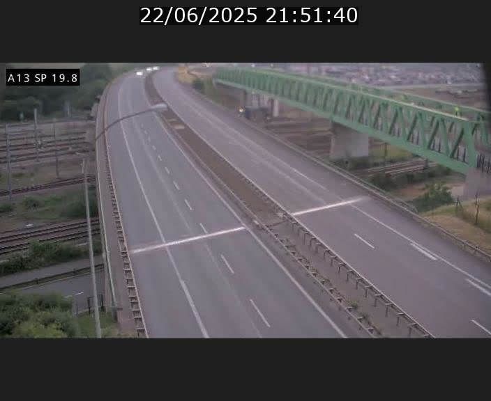 Traffic live webcam Luxembourg Croix de Bettembourg - A13 direction Esch-sur-Alzette - BK 19.8