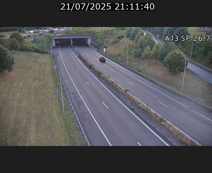 Traffic live webcam Luxembourg Frisange - A13 direction Luxembourg-ville - BK 26.7