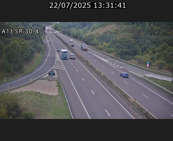 Traffic live webcam Luxembourg Altwies - A13 direction Luxembourg-ville - BK 30.4