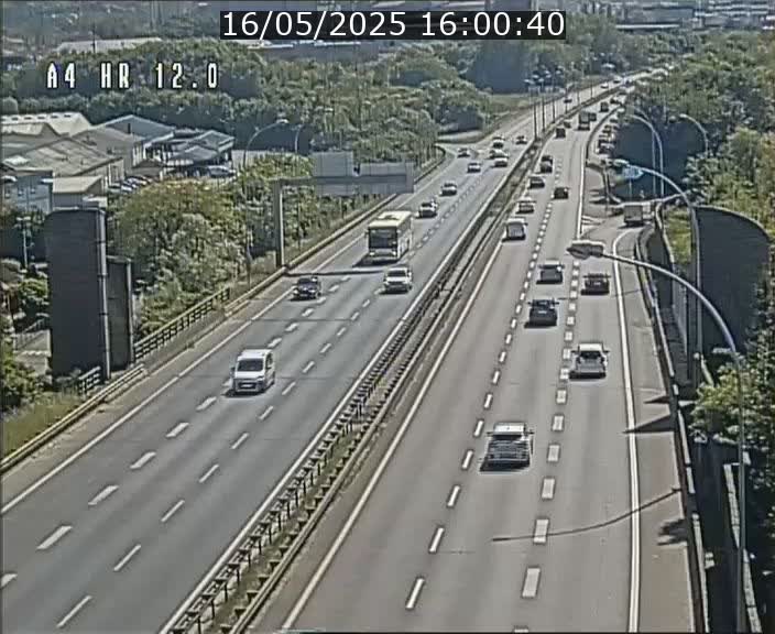 Traffic live webcam Luxembourg Jonction Foetz - A4 - BK 12.0 - direction Esch sur Alzette