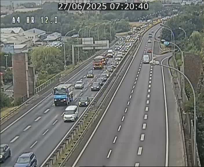 Traffic live webcam Luxembourg Jonction Foetz - A4 - BK 12.0 - direction Esch sur Alzette