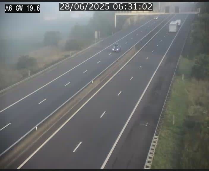 Traffic live webcam Luxembourg - Steinfort - A6 - BK 19.6 - direction Belgique
