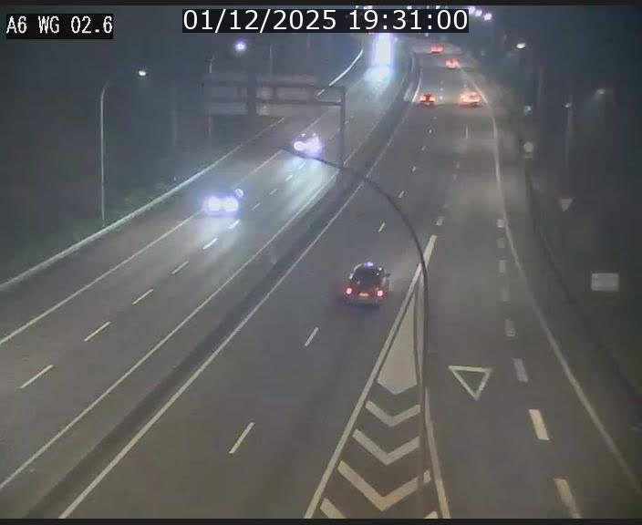 Traffic live webcam Luxembourg Croix de Cessange - A6 - BK 2.6 - direction France/Allemagne