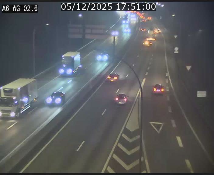 Traffic live webcam Luxembourg Croix de Cessange - A6 - BK 2.6 - direction France/Allemagne