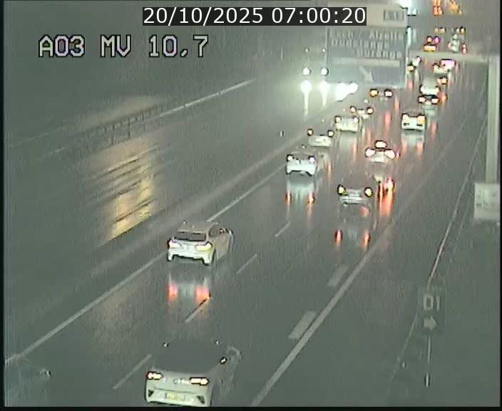 Traffic live webcam Luxembourg Croix de Bettembourg - A3 - BK 10.7 - direction France