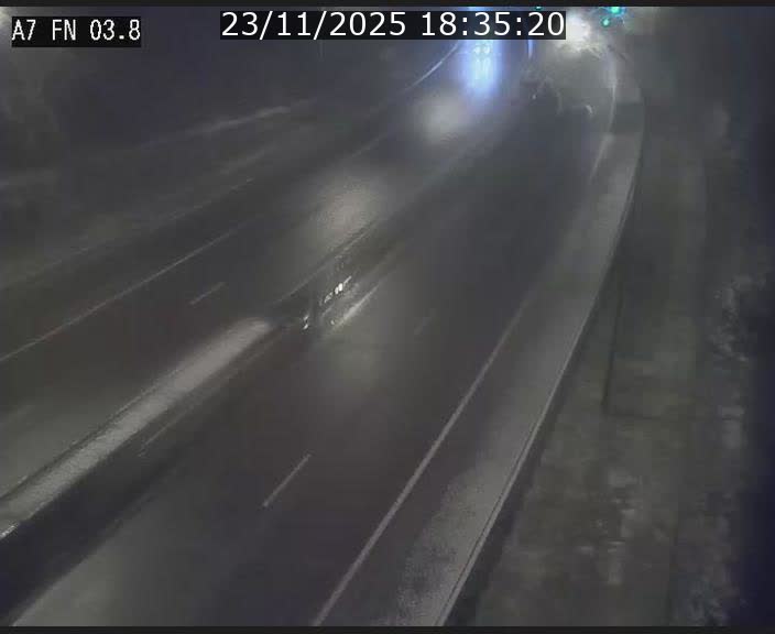 Caméra autoroute Luxembourg A7 - Passage à gibier Rëngelbour - direction Tunnel Stafelter