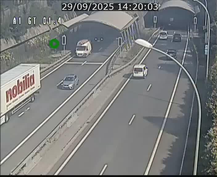 Traffic live webcam Luxembourg Hesperange - A1 direction Kirchberg - BK 1.4