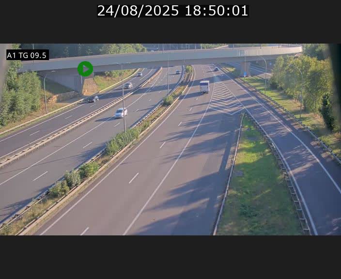 Traffic live webcam Luxembourg Jonction Grünewald - A1 direction Luxembourg-ville - BK 9.5