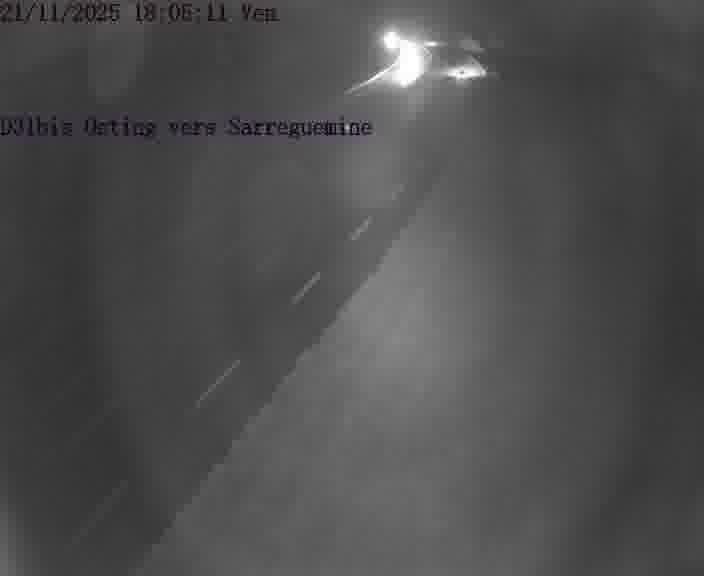 Webcam installée le long de D31bis (France) à Oeting, pointée vers Sarreguemines, utile pour suivre précisément les conditions de trafic.