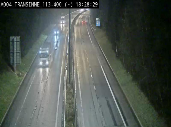 Caméra trafic E411 (A4) - Transinne direction Namur - BK 113.425