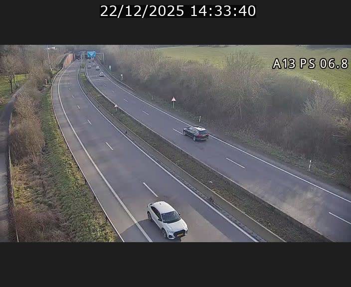 Traffic live webcam Luxembourg Ehlerange - A13 direction Esch-sur-Alzette - BK 6.8