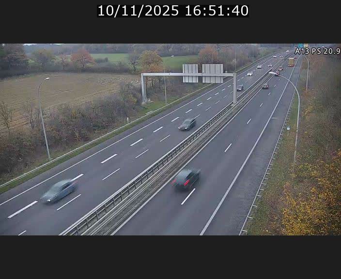 Traffic live webcam Luxembourg Croix de Bettembourg, rond-point d'Hellange - A13 direction Allemagne - BK 20.9