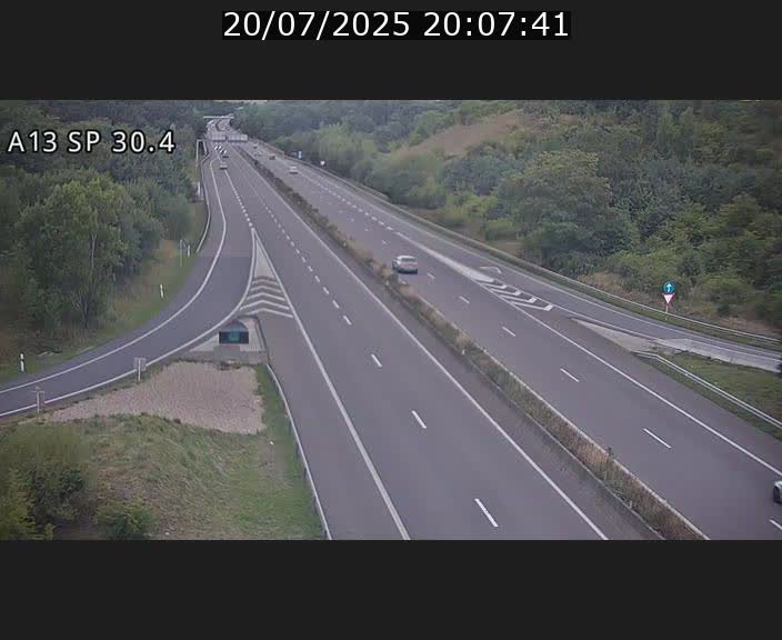 Traffic live webcam Luxembourg Altwies - A13 direction Luxembourg-ville - BK 30.4