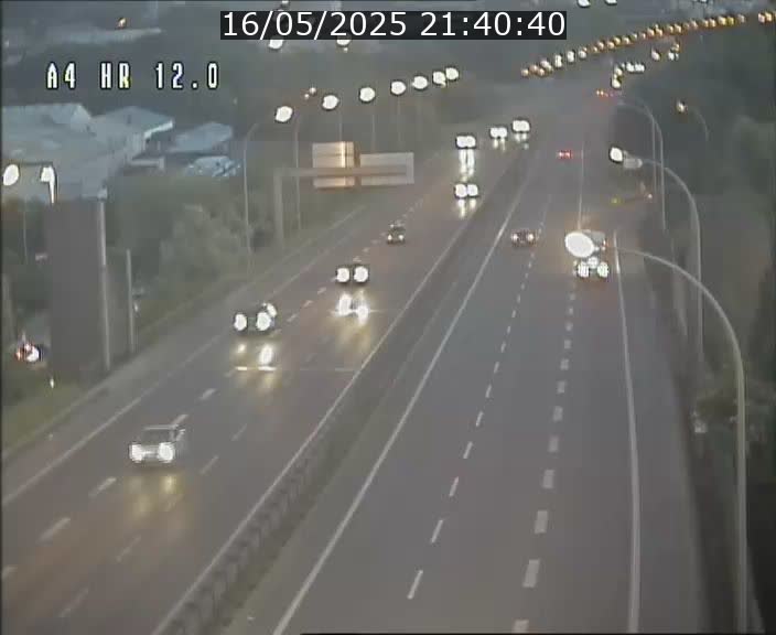 Traffic live webcam Luxembourg Jonction Foetz - A4 - BK 12.0 - direction Esch sur Alzette