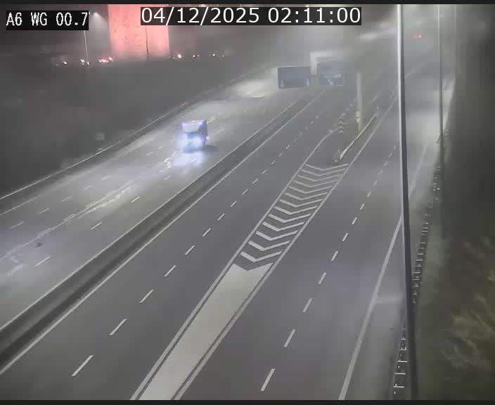 Traffic live webcam Luxembourg Croix de Cessange - A6 - BK 0.7 - direction A3 France