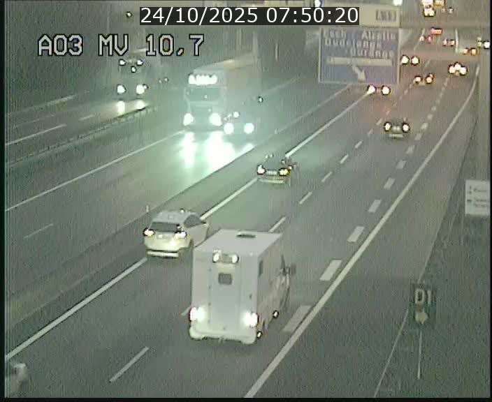 Traffic live webcam Luxembourg Croix de Bettembourg - A3 - BK 10.7 - direction France