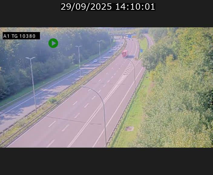 Traffic live webcam Luxembourg Senningerberg - A1 direction Luxembourg Kirchberg - BK 10.3