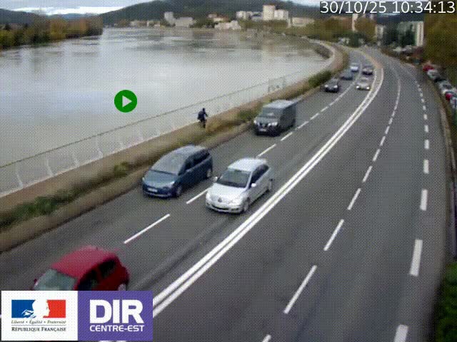 Webcam sur le quai Parjot à Vienne, aux Portes de Lyon, sur la Nationale 7, à la jonction avec le boulevard du Rhône-nord (D1407), caméra orientée vers Lyon