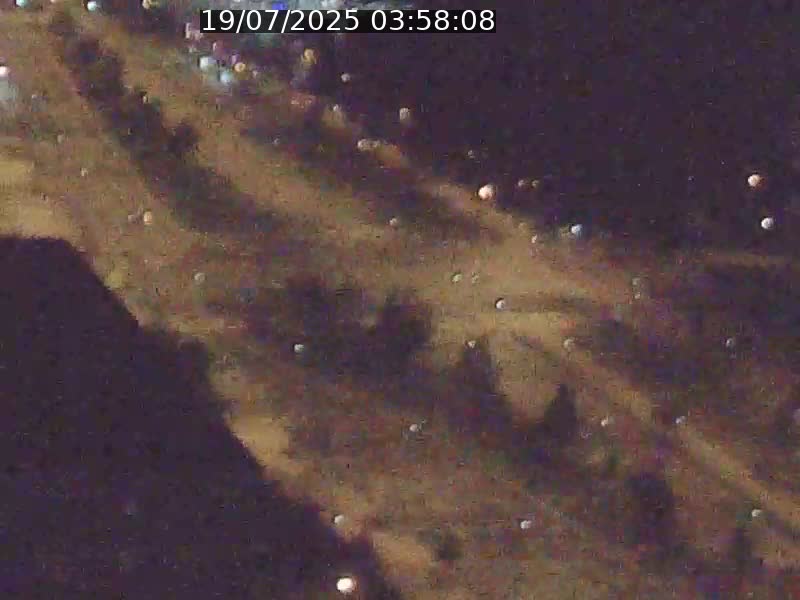 Webcam sur l'avenue John Fitzgerald Kennedy (N51) avec vue sur le Pont rouge (Pont Grande Duchesse Charlotte), l'arrêt Pfaffenthal et l'entrée du quartier Kirchberg