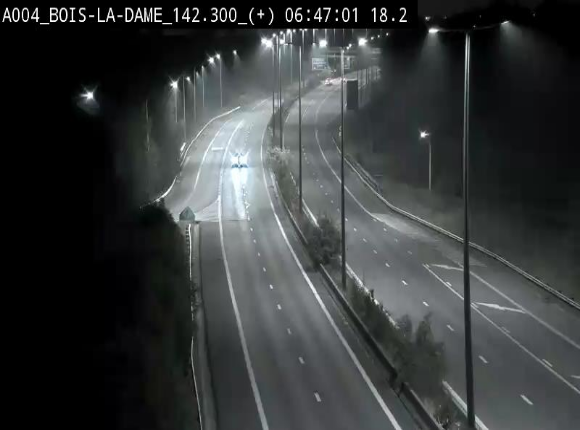 Webcam située entre la sortie 29 Neufchâteau et la jonction avec l'E25 en direction de Liège et Luxembourg