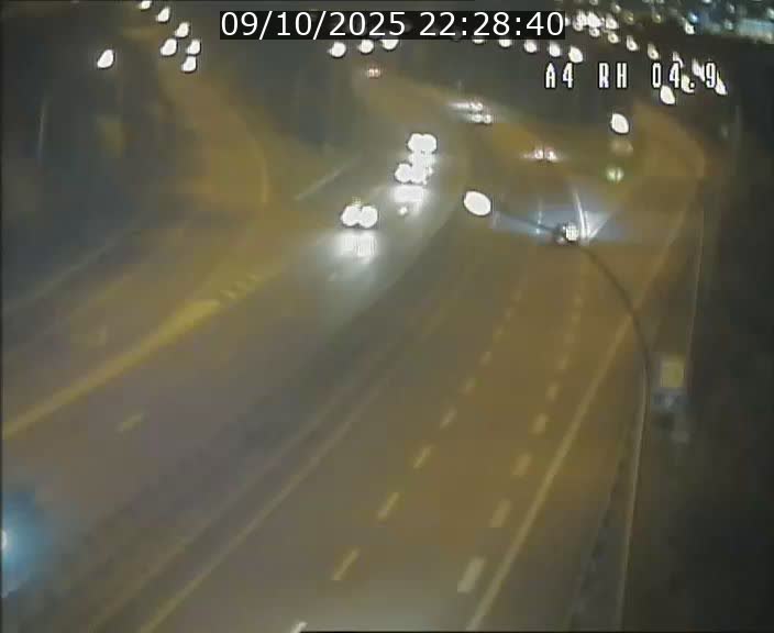 Traffic live webcam Luxembourg Leudelange - A4 - BK 4.9 - direction Luxembourg