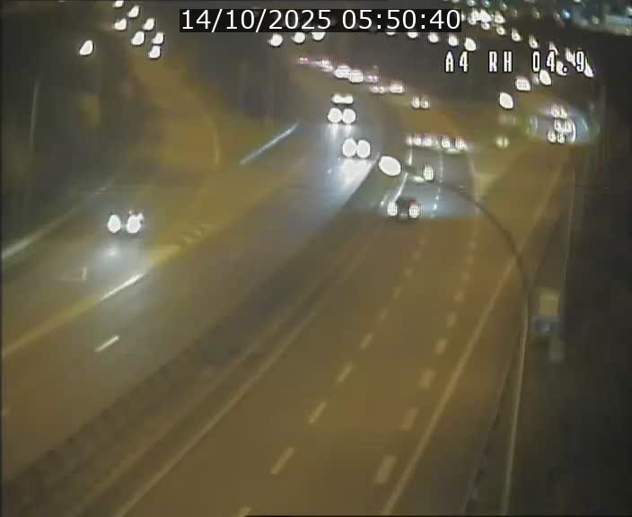 Traffic live webcam Luxembourg Leudelange - A4 - BK 4.9 - direction Luxembourg