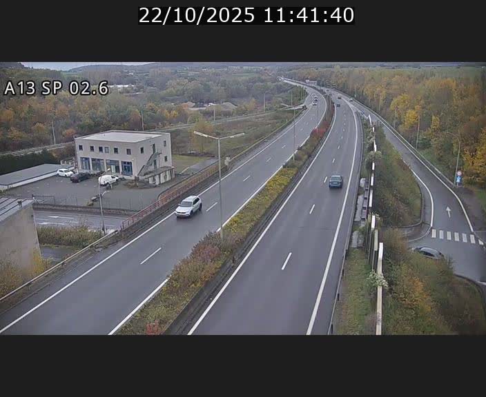 Traffic live webcam Luxembourg Sanem - A13 direction Pétange - BK 2.6