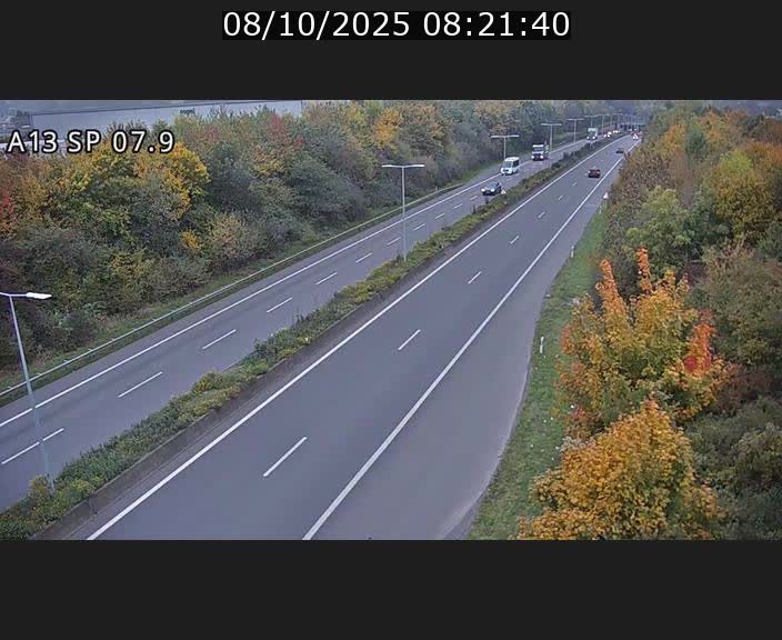 Traffic live webcam Luxembourg Jonction Lankelz - A13 direction Pétange - BK 7.9