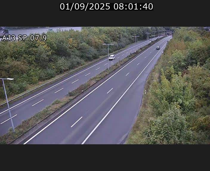 Traffic live webcam Luxembourg Jonction Lankelz - A13 direction Pétange - BK 7.9
