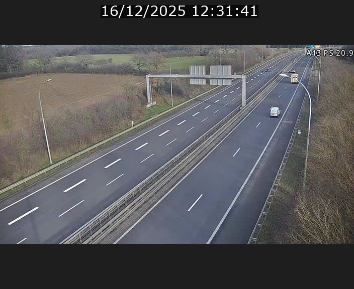 Traffic live webcam Luxembourg Croix de Bettembourg, rond-point d'Hellange - A13 direction Allemagne - BK 20.9