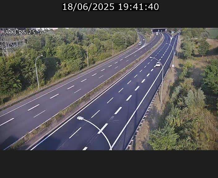 Traffic live webcam Luxembourg Frisange - A13 direction Allemagne - BK 26