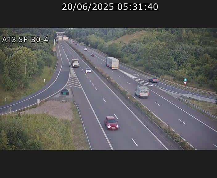 Traffic live webcam Luxembourg Altwies - A13 direction Luxembourg-ville - BK 30.4