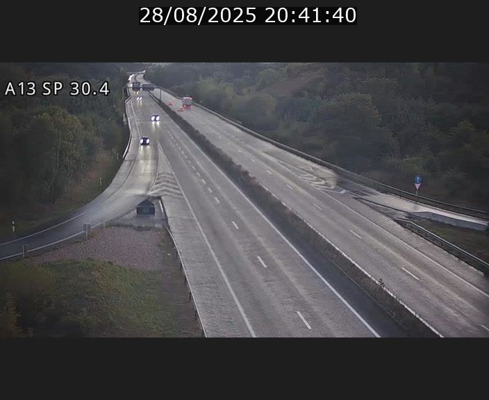 Traffic live webcam Luxembourg Altwies - A13 direction Luxembourg-ville - BK 30.4